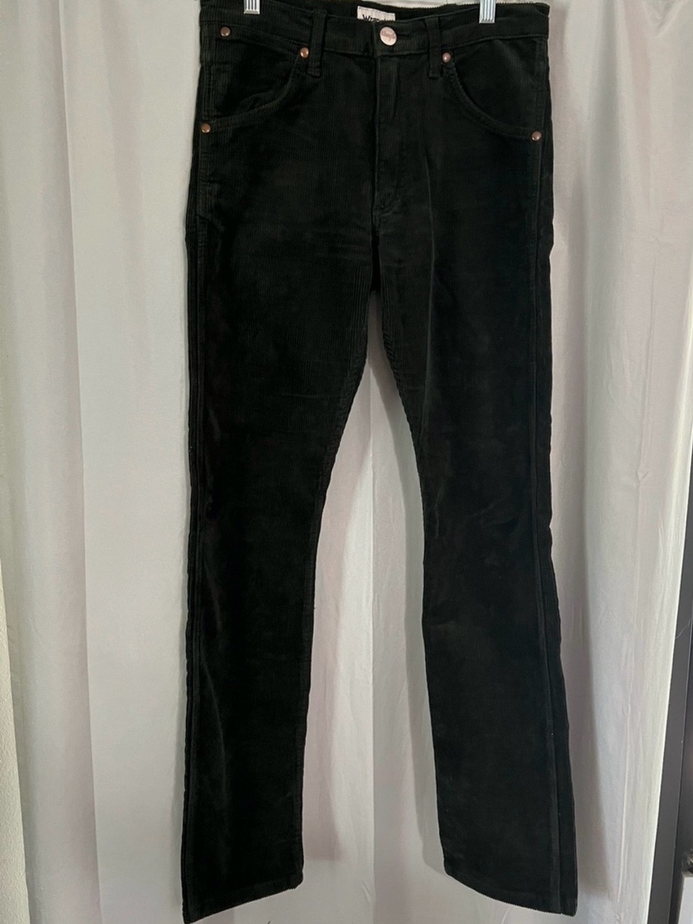 Olive Green Women's Wrangler Corduroy Pants - Classic Straight Fit